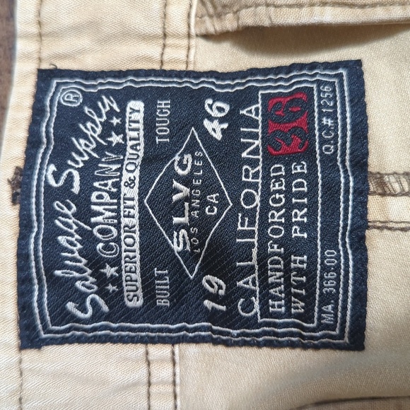 Salvage Supply Co. SLVG Cargo Shorts Size 36 24" Outseam - Picture 2 of 8